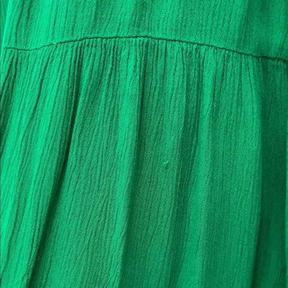 GOA Paris Kelly Green Ruffle Sleeve V-Neck Gauzy Tiered Mini Dress - Picture 5 of 13